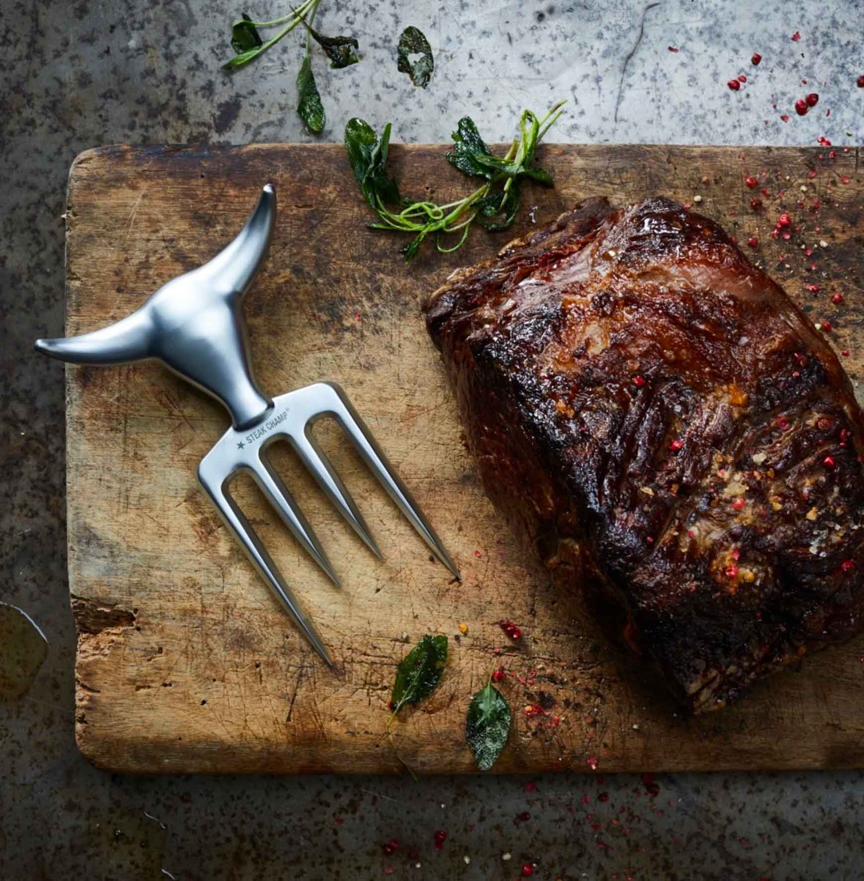 FIRE&FOOD Zubehör Bull Fork Fleischgabel 390g Zink mattverchromt