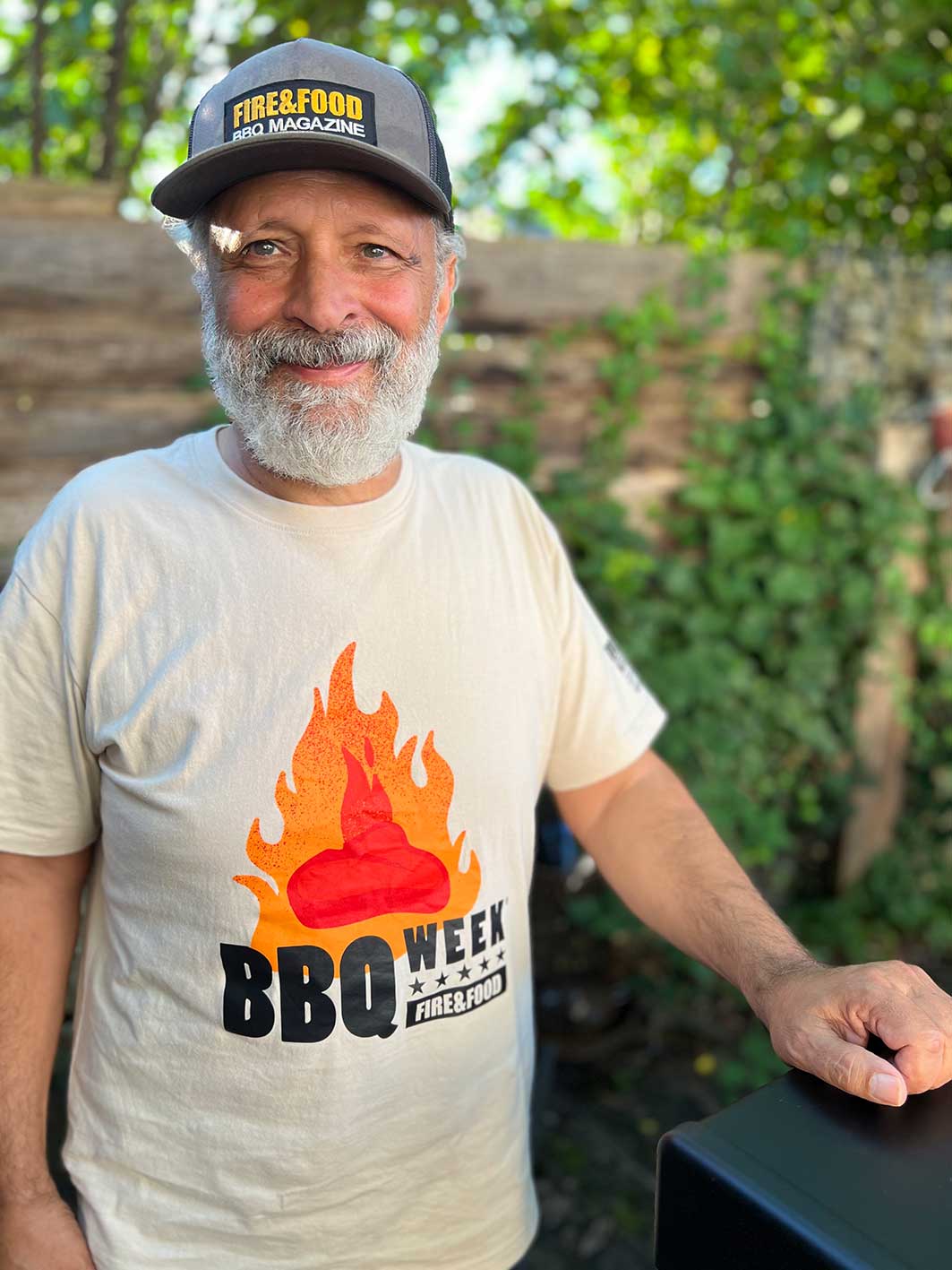 FIRE&FOOD BBQ WEEK T-Shirt beige Baumwolle Gr. L