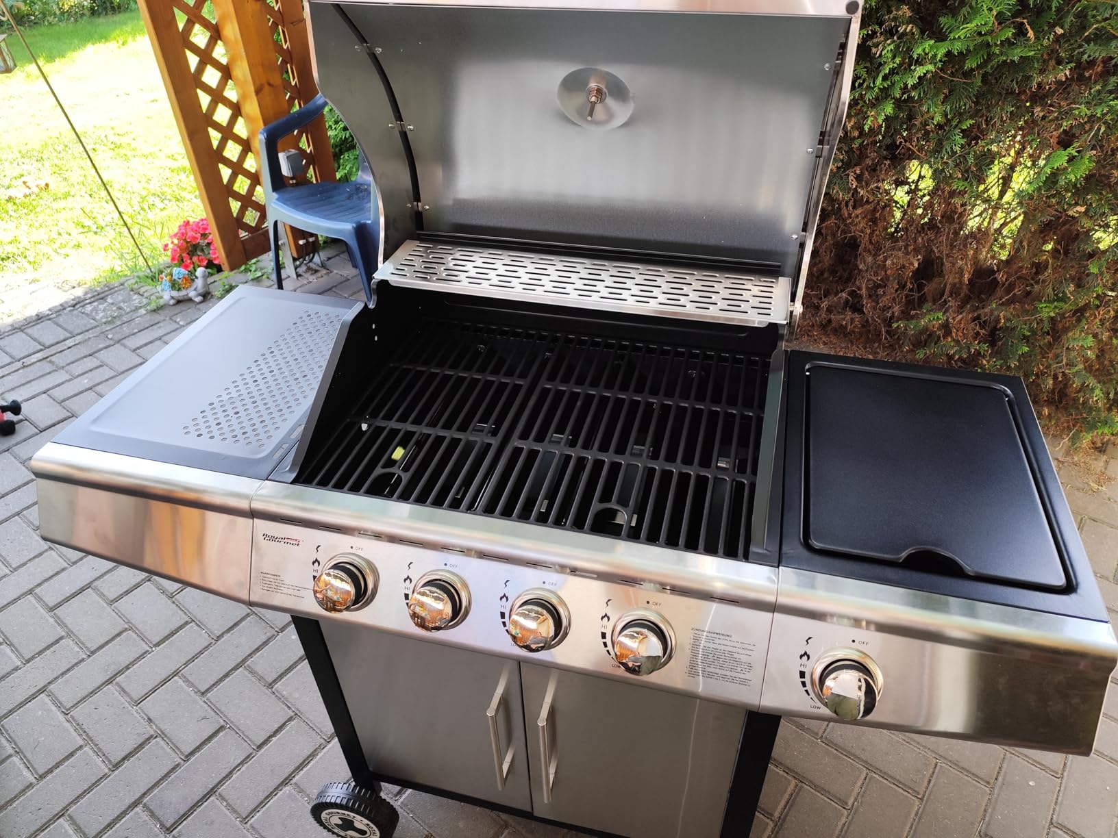 Royal Gourmet 4+1 Brenner Gasgrill Schwarz 14,5 kW mit Seitenkocher