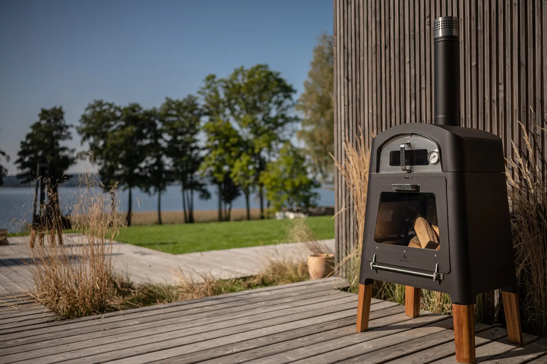 MASURIA nexo Kamin Pizzaofen Black mit Schamottstein