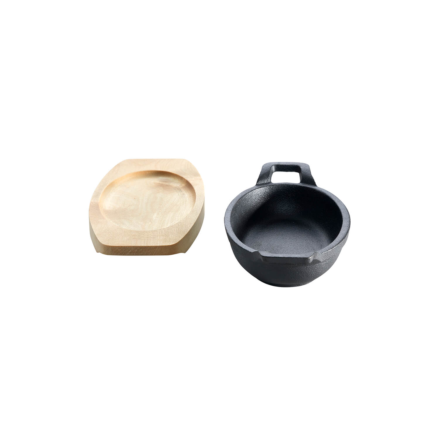 AllGrill Gusseisen Pfännchen oval 21x15,5 cm mit Holzuntersetzer