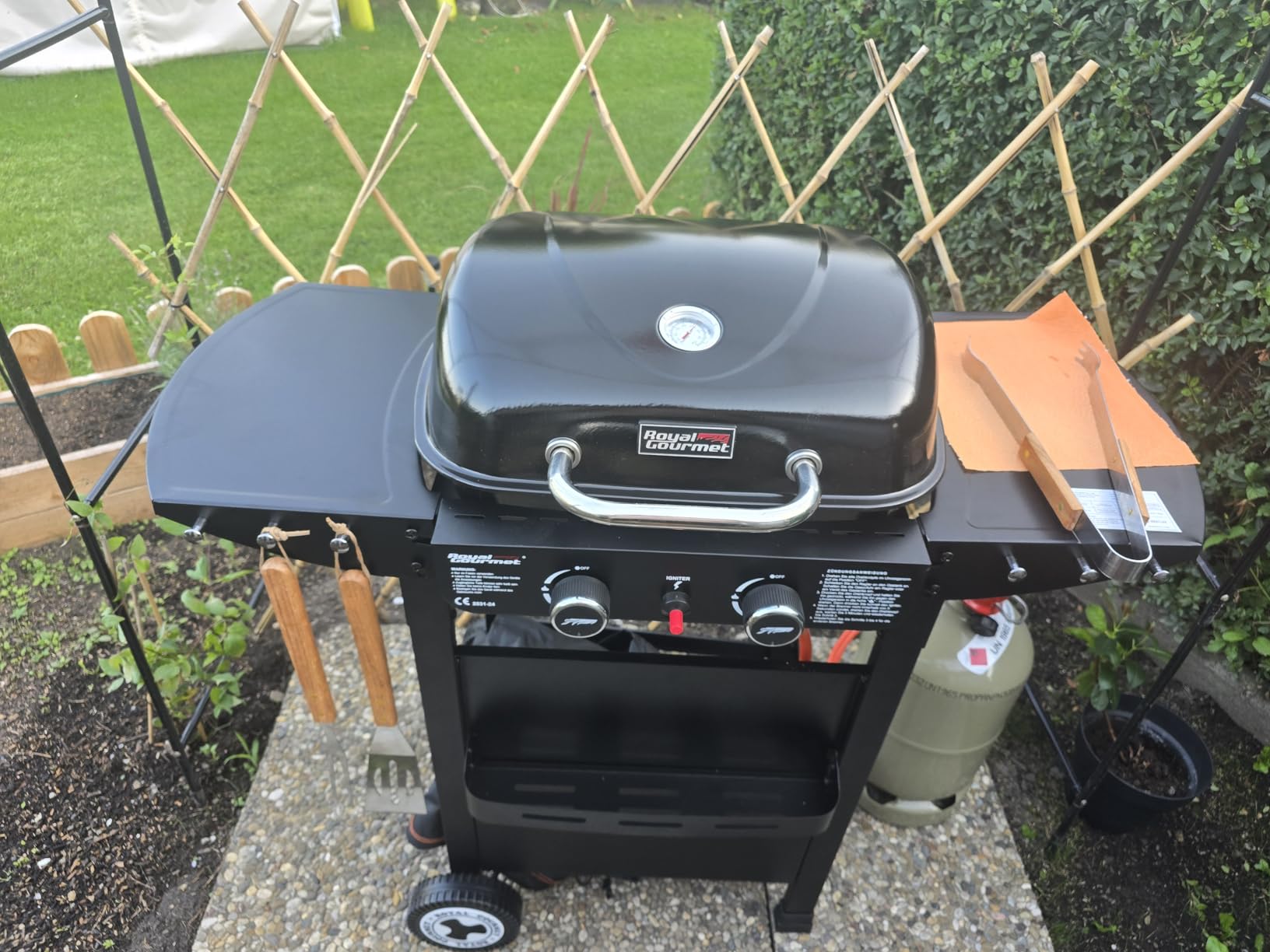 Royal Gourmet 2-Brenner Gasgrill Griddle Combo Schwarz 5 kW